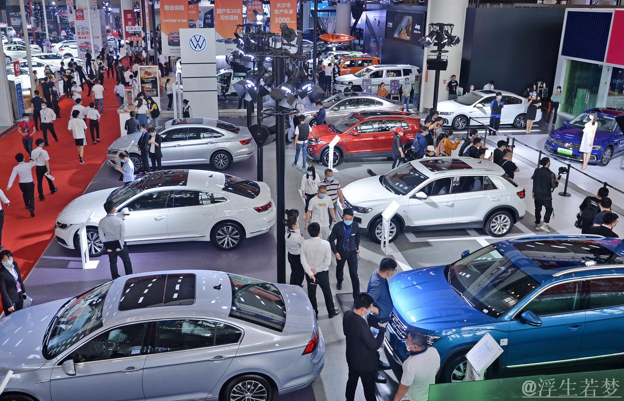 汽车市场暖意升腾